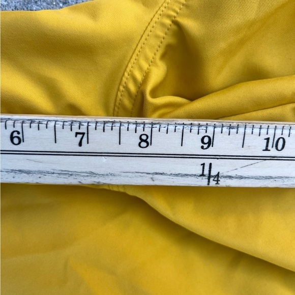 Men's Outerknown Shorts Yellow Swim Trunks NO SIZE Pockets Surf Beach Outdoor - Picture 14 of 15